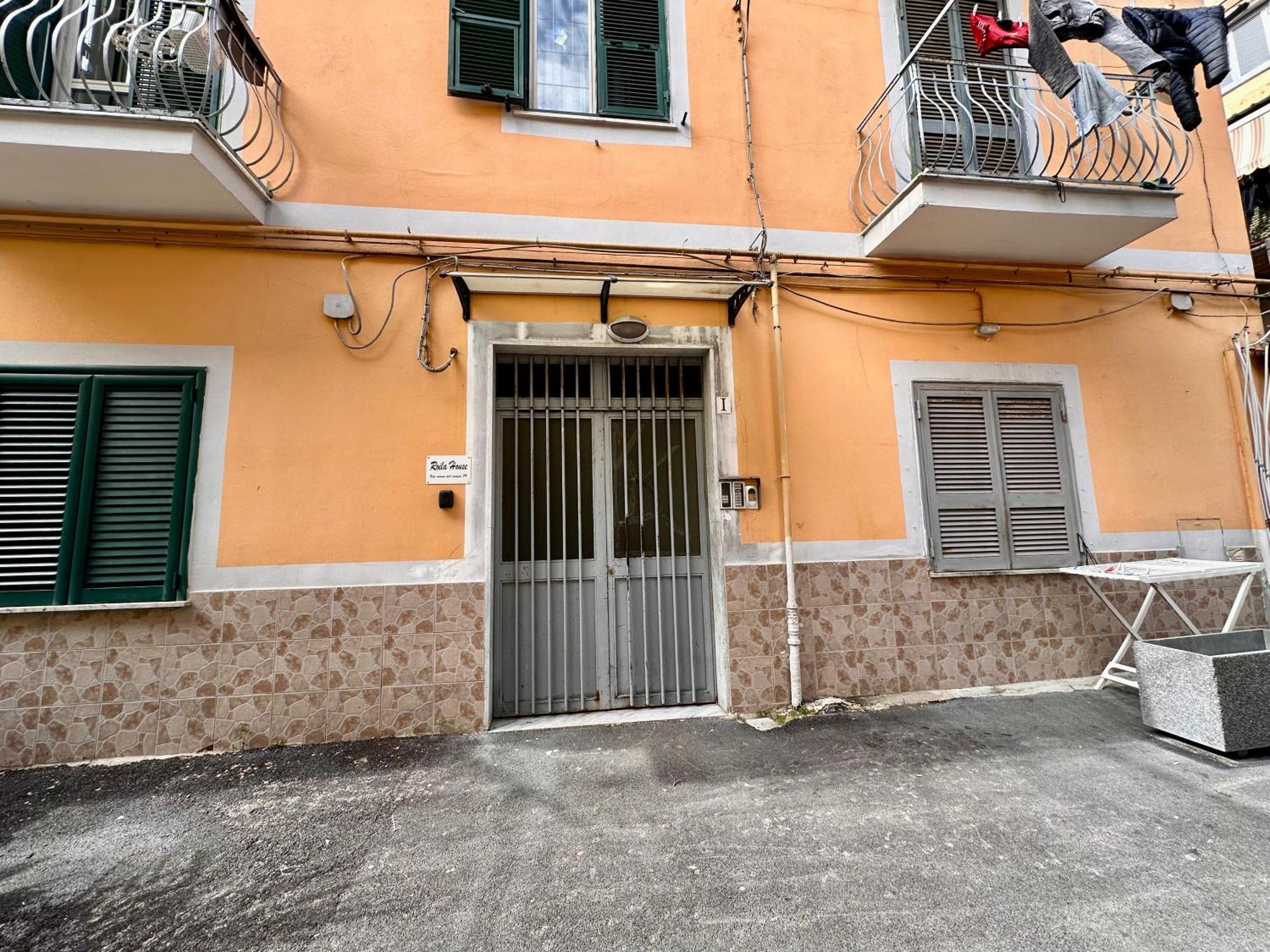 Roila House - Self Checkin Napoli